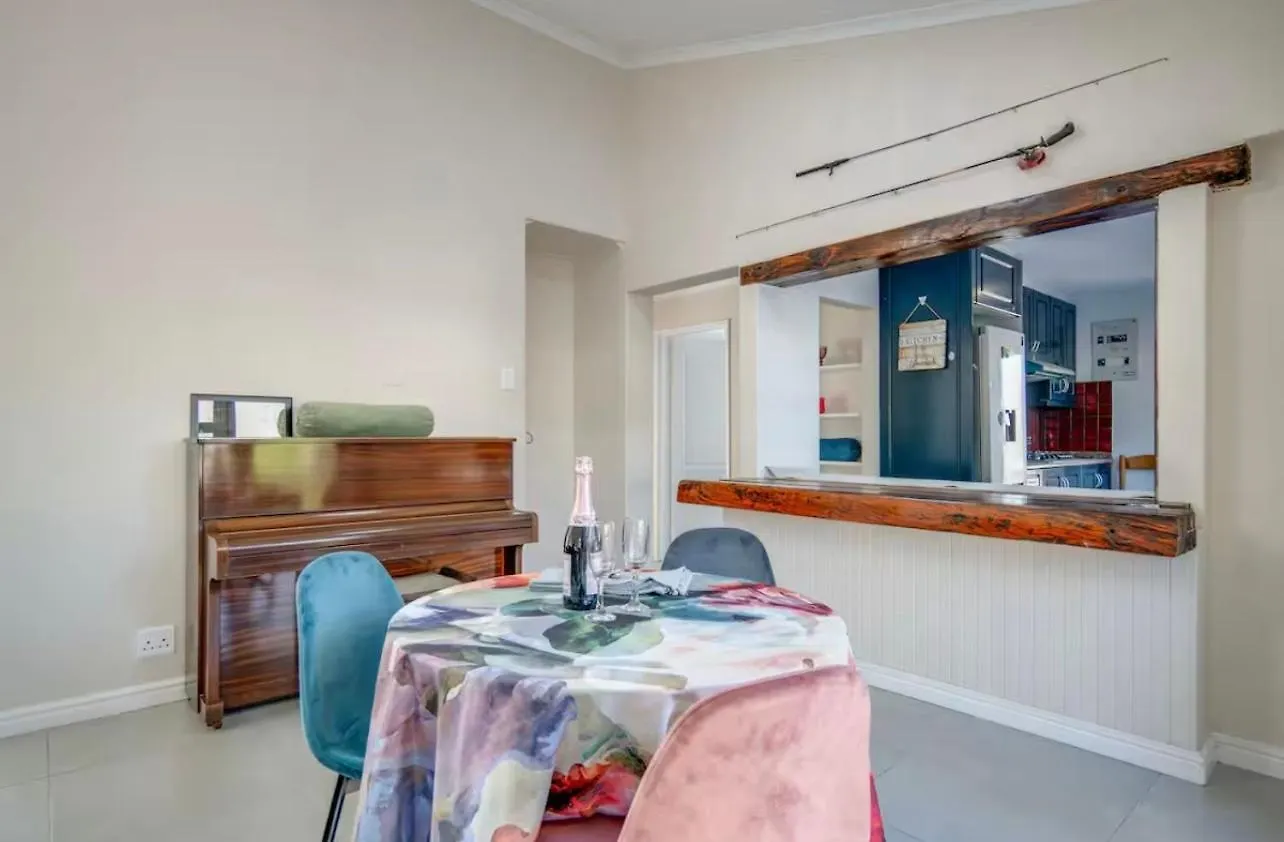 Apartment Spearhead On Lake Accommodation-5A Marina da Gama